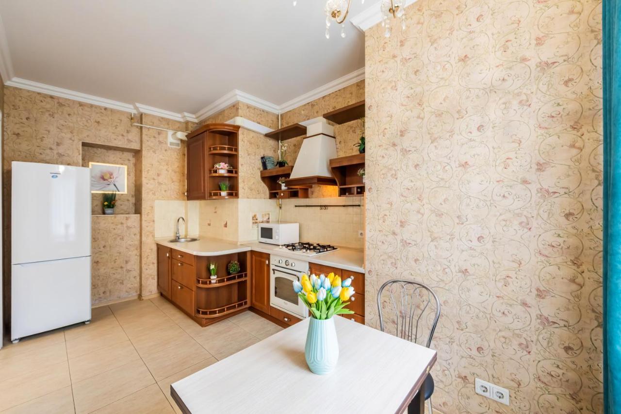 2К Квартира На Шота Руставелі, Бессарабка Kiev Exterior foto